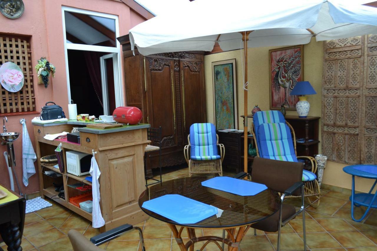 Centre Apartment *